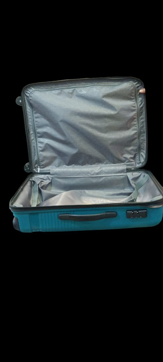 Safari Trucer Plus Medium Trolley Bag – 67 cm, Teal Green, Polypropylene Hard Shell with 4 Spinner Wheels